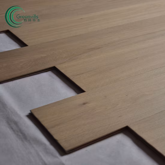 러시안 화이트 오크 엔지니어링 목재 바닥 손으로 긁어낸 훈제 UV 기름칠 경재 바닥